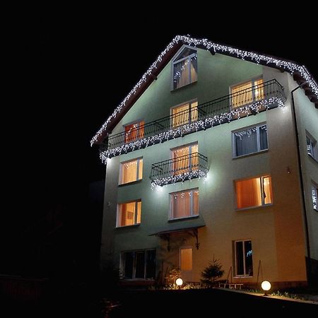Toga Hotel Yablunytsya Exterior photo
