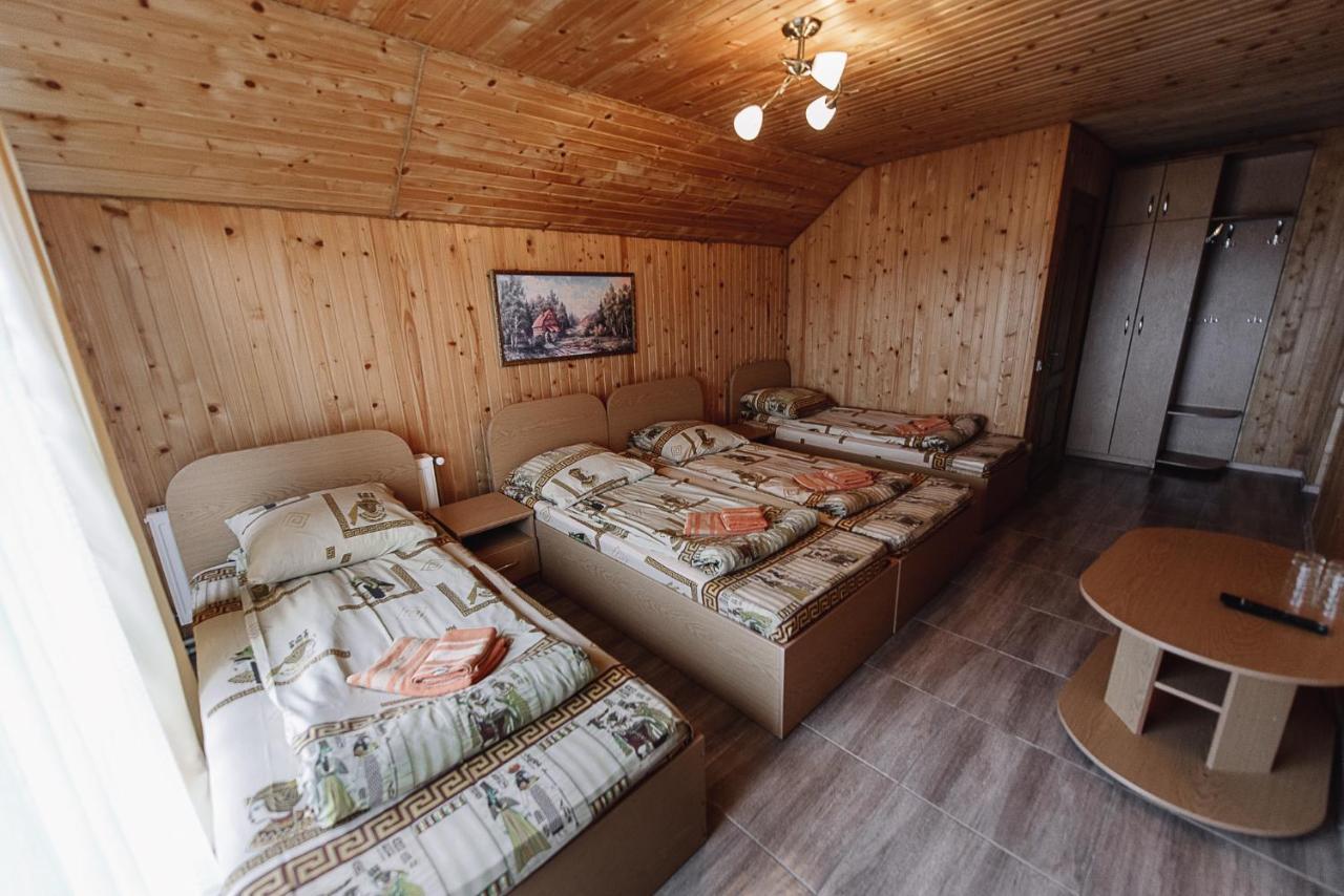 Toga Hotel Yablunytsya Exterior photo